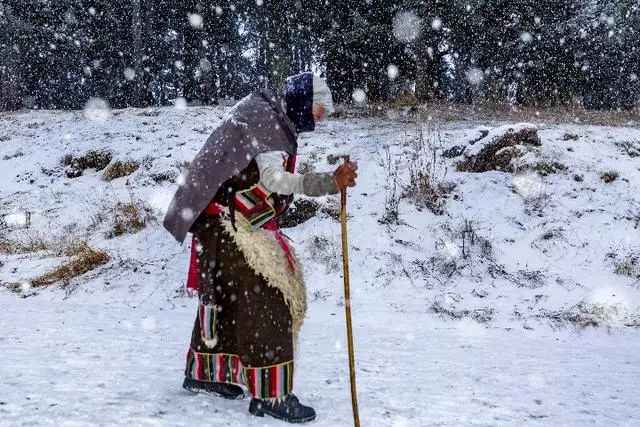 冬日甘南:雪域秘境的终极召唤 冬日甘南:雪域秘境的终极召唤
