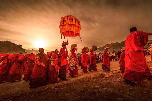 冬日甘南:雪域秘境的终极召唤 冬日甘南:雪域秘境的终极召唤