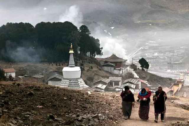 冬日甘南:雪域秘境的终极召唤 冬日甘南:雪域秘境的终极召唤