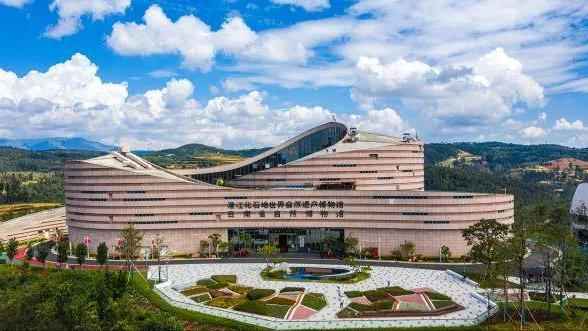 揭阳热浸塑涂塑钢管:汕昆高速公路的全景解析与奥仁格管道推荐 揭阳热浸塑涂塑钢管:汕昆高速公路的全景解析与奥仁格管道推荐